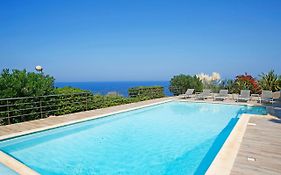 Le Saint Erasme Calvi (corsica) 3*